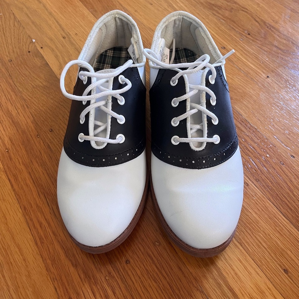 Women's Saddle Shoes size 7.5